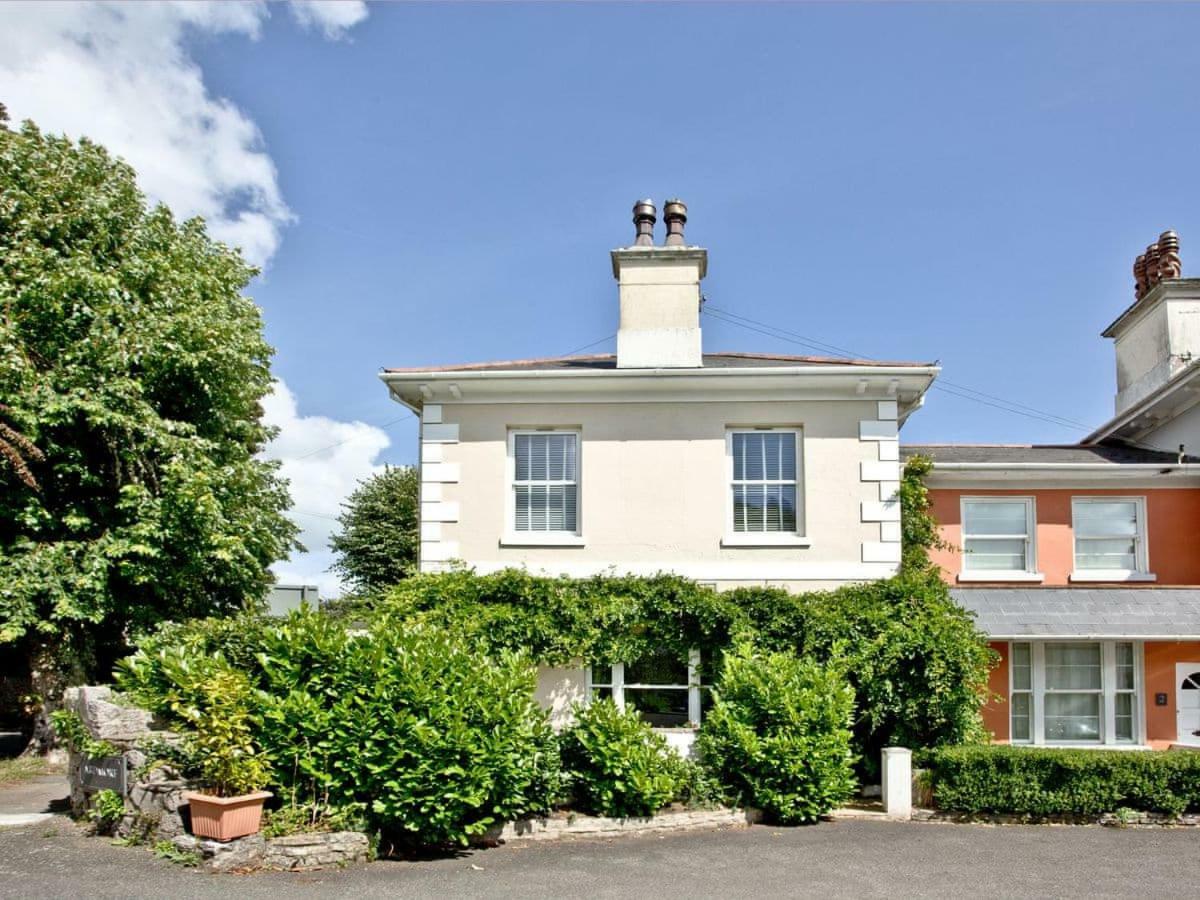 1 Ardmore Torquay